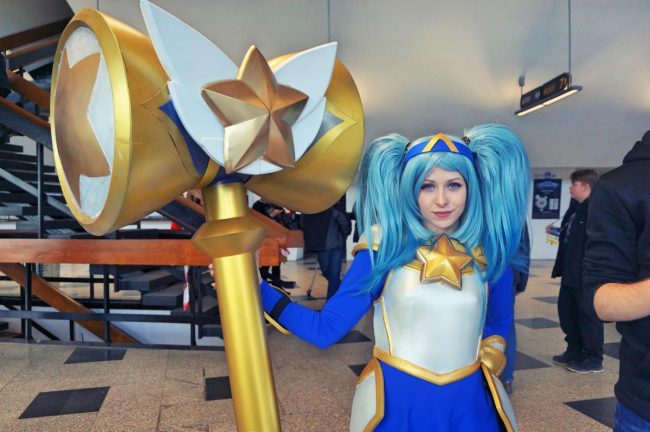 iem 2017 cosplay 10 class="wp-image-546991" 