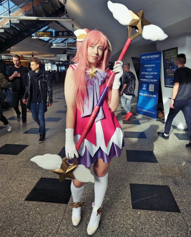 iem 2017 cosplay5 class="wp-image-546994" 