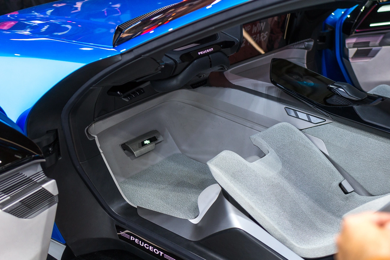 peugeot-instinct-concept (12 of 19) class="wp-image-547839" 
