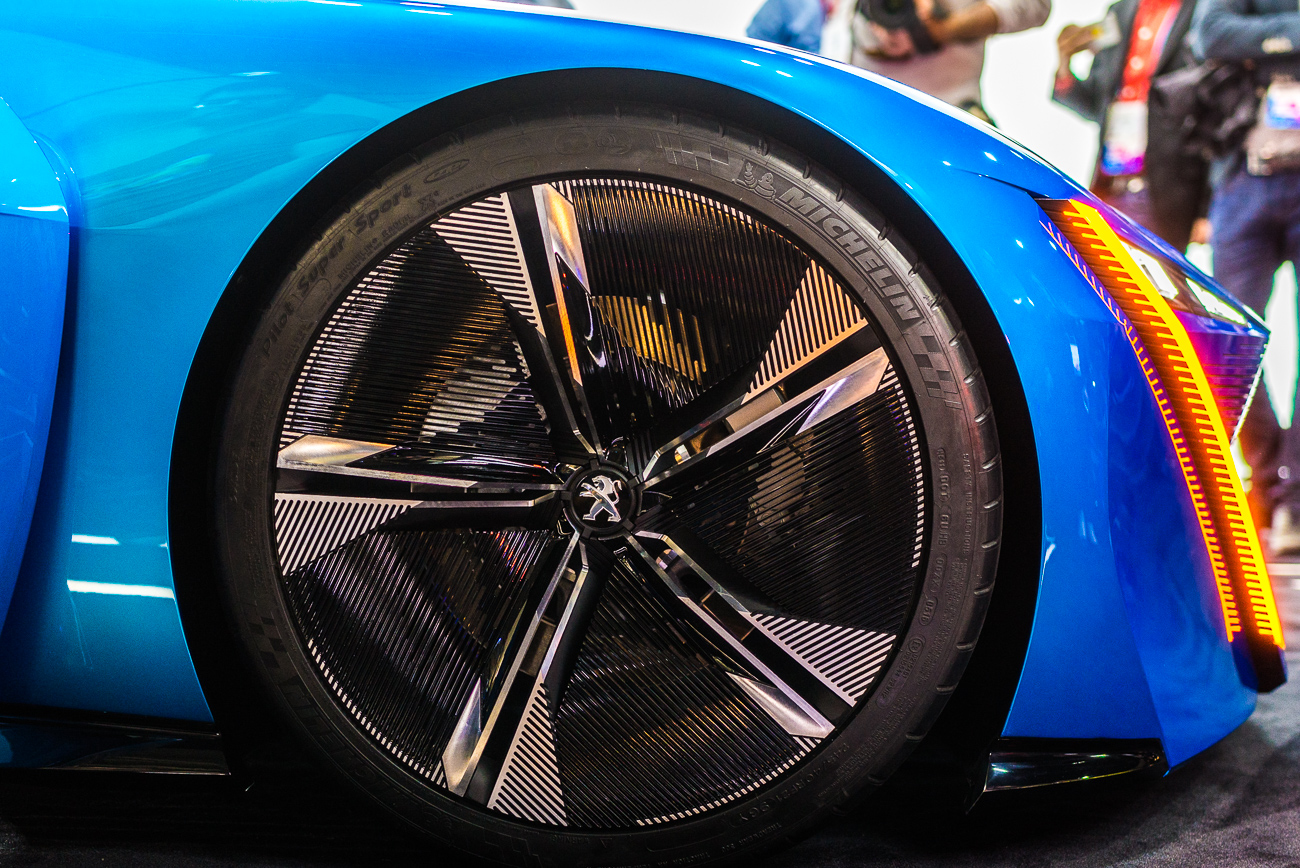 peugeot-instinct-concept (2 of 19) class="wp-image-547829" 