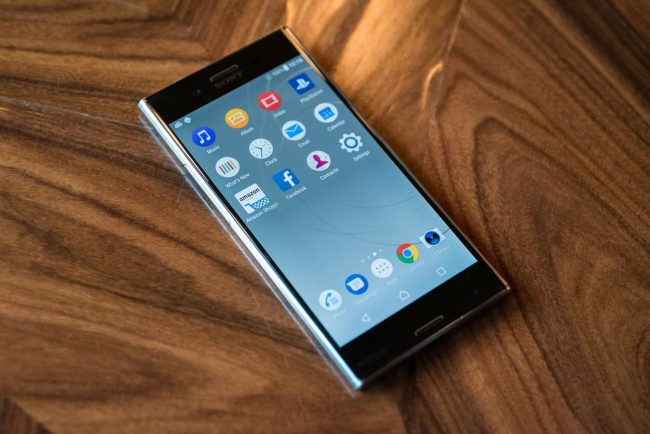 sony-xperia-xz-premium-1 class="wp-image-547240" 
