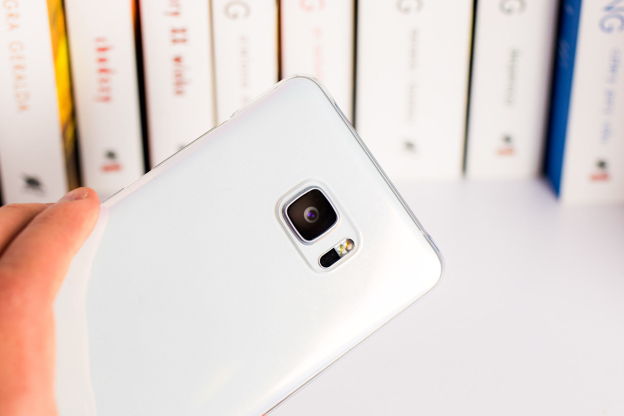 HTC-U-Ultra-D1-19 