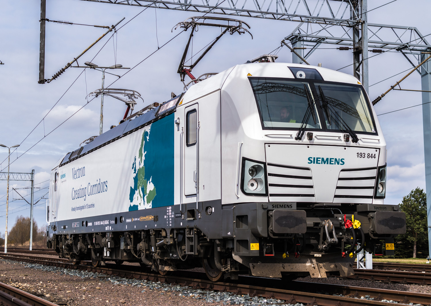 Siemens-Vectron-4 class="wp-image-552310" 