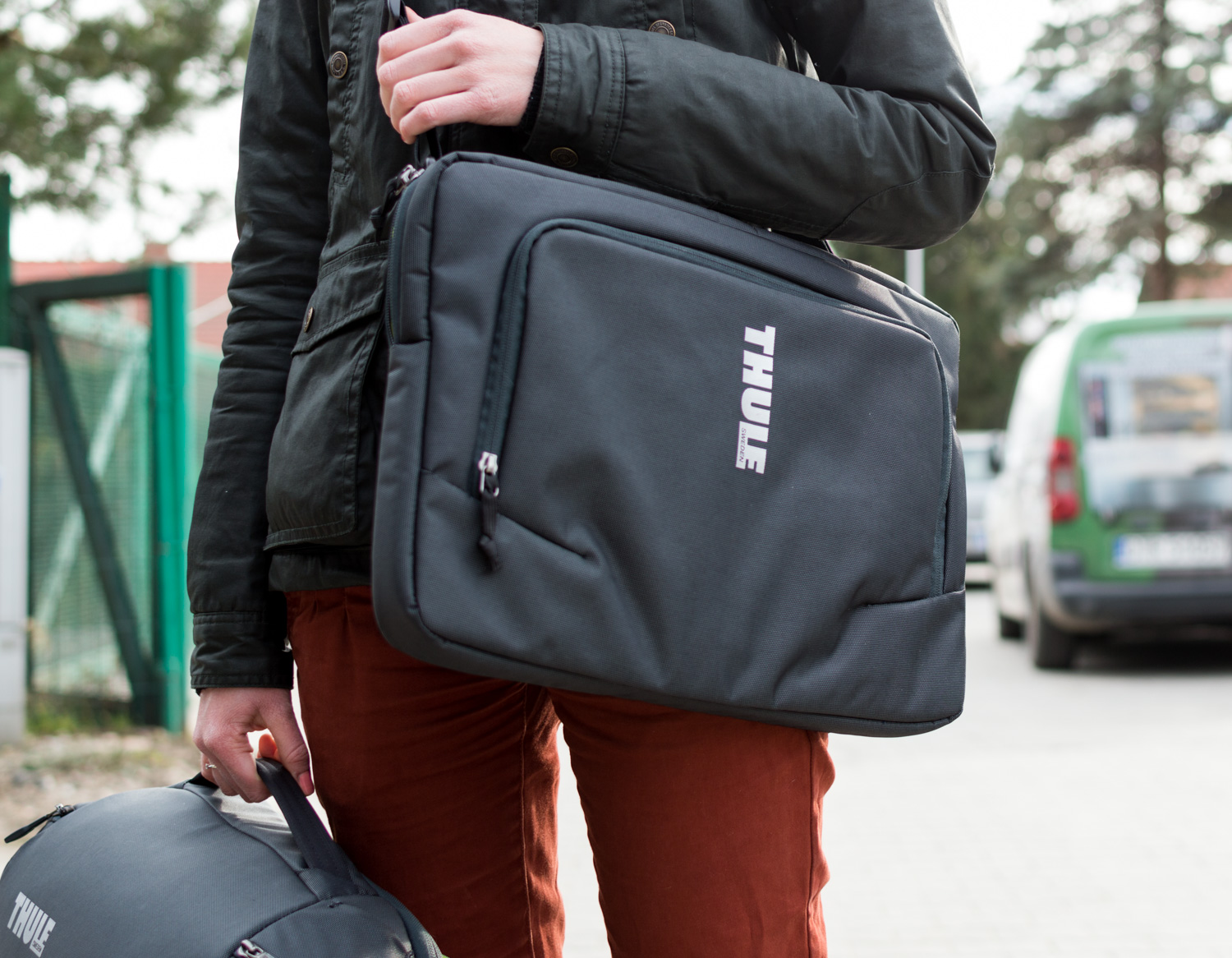 Thule-Subterra-Carry-On-40L-10 class="wp-image-549433" 