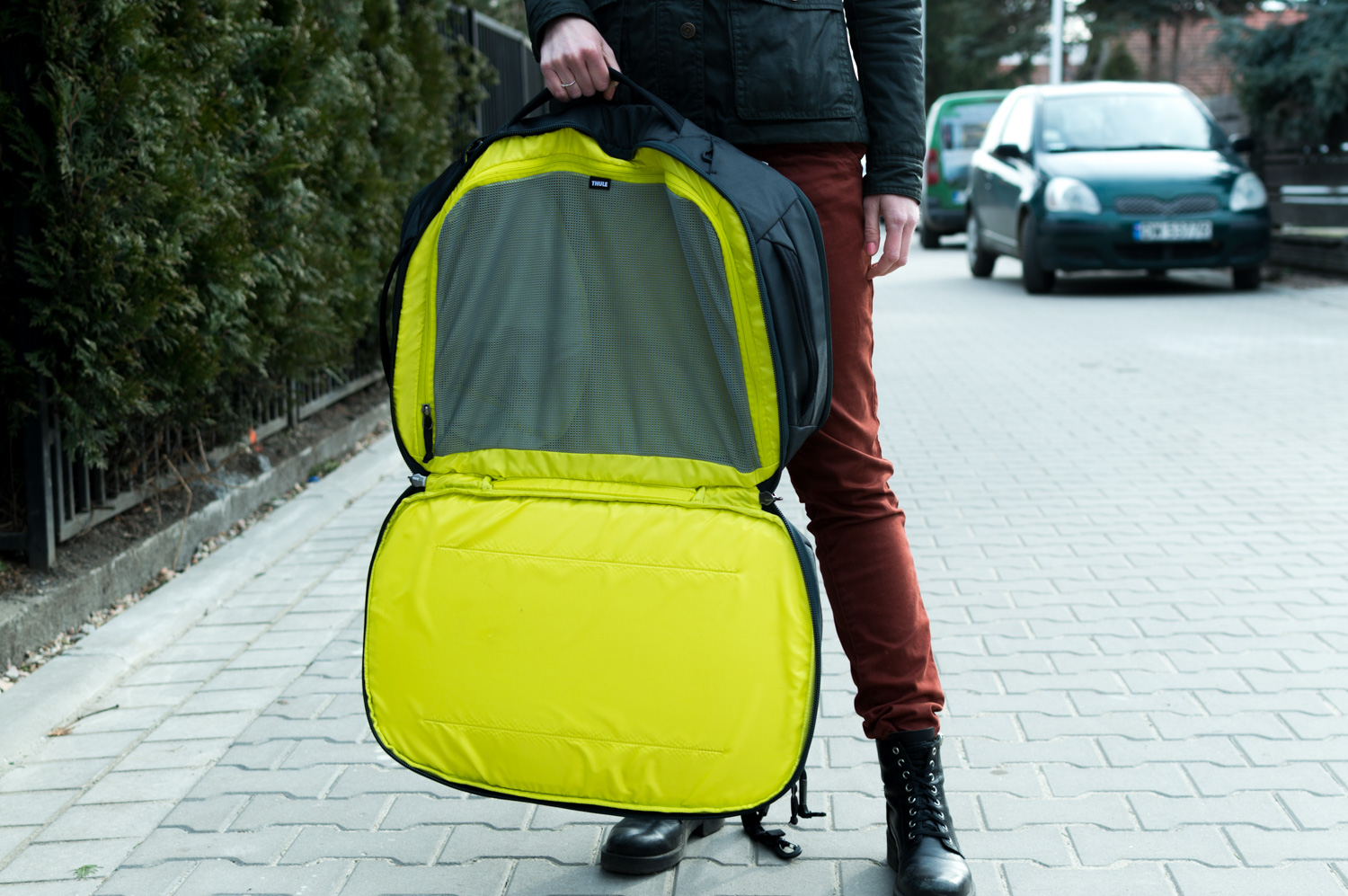 Thule-Subterra-Carry-On-40L-24 class="wp-image-549446" 
