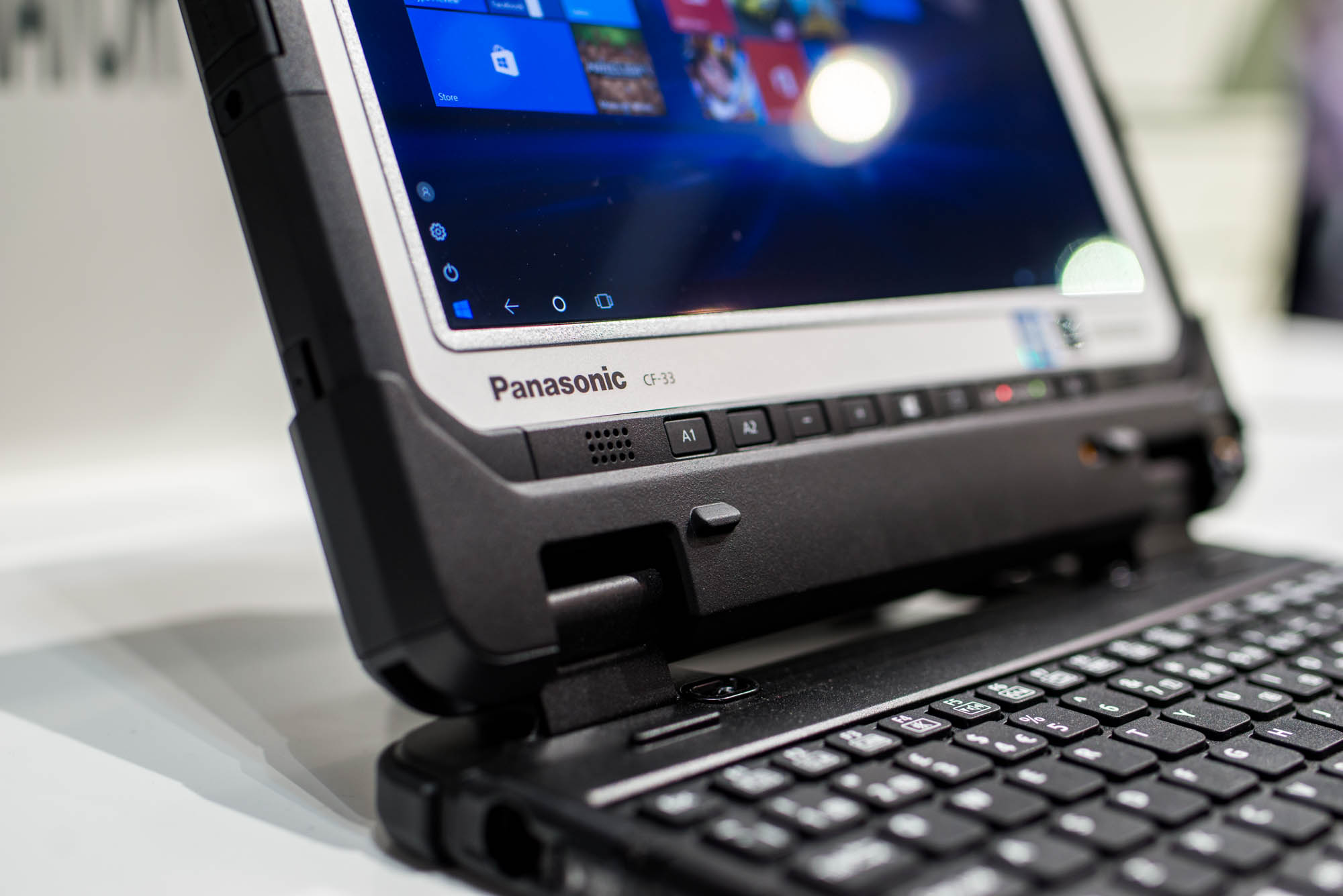 Toughbook-C33-MWC-2017-6 class="wp-image-548297" 