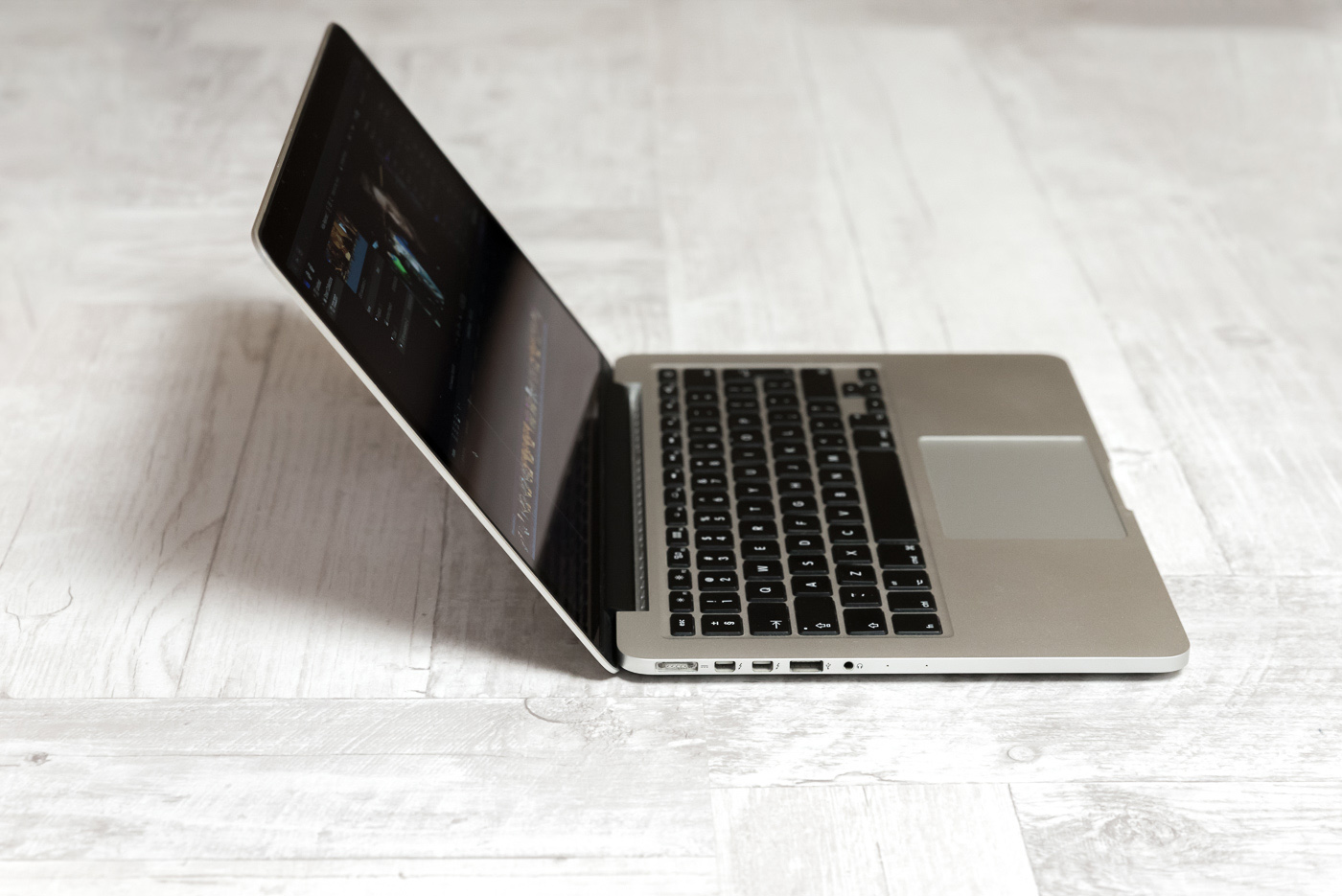 MacBook Pro 2015 - czy warto go kupić w 2017 roku? class="wp-image-549905"