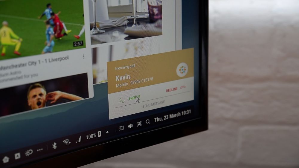 Samsung DeX - stacja dokująca do Samsunga Galaxy S8. class="wp-image-553632" 