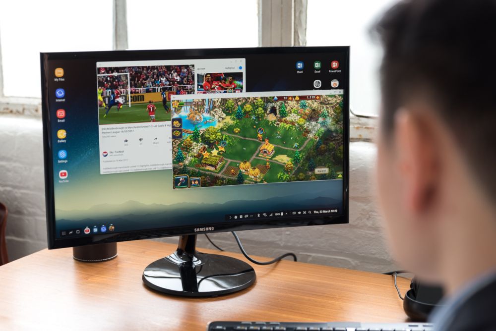 Samsung DeX - stacja dokująca do Samsunga Galaxy S8. class="wp-image-553626" 