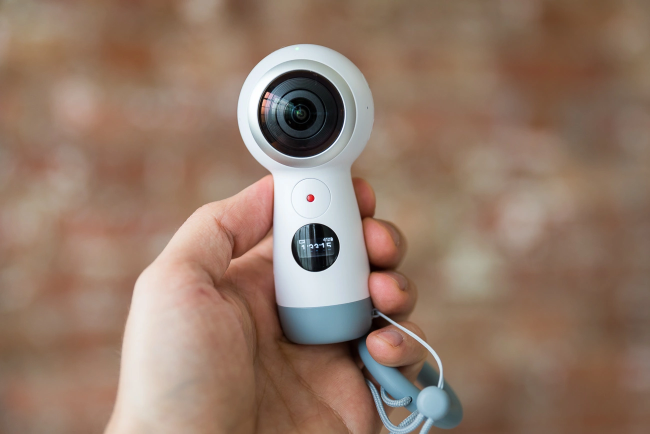 Samsung Gear 360 i Samsung Gear VR - nowa kamera i odświezone okulary. class="wp-image-553644"