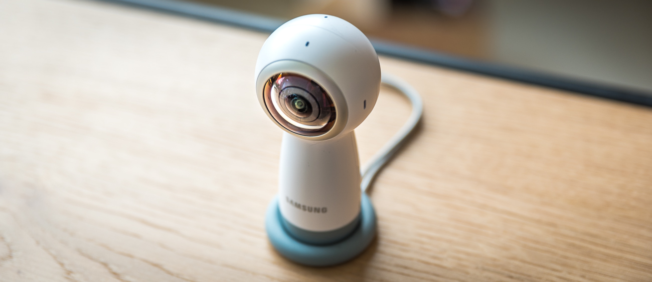 Samsung Gear 360 i Samsung Gear VR - nowa kamera i odświezone okulary.