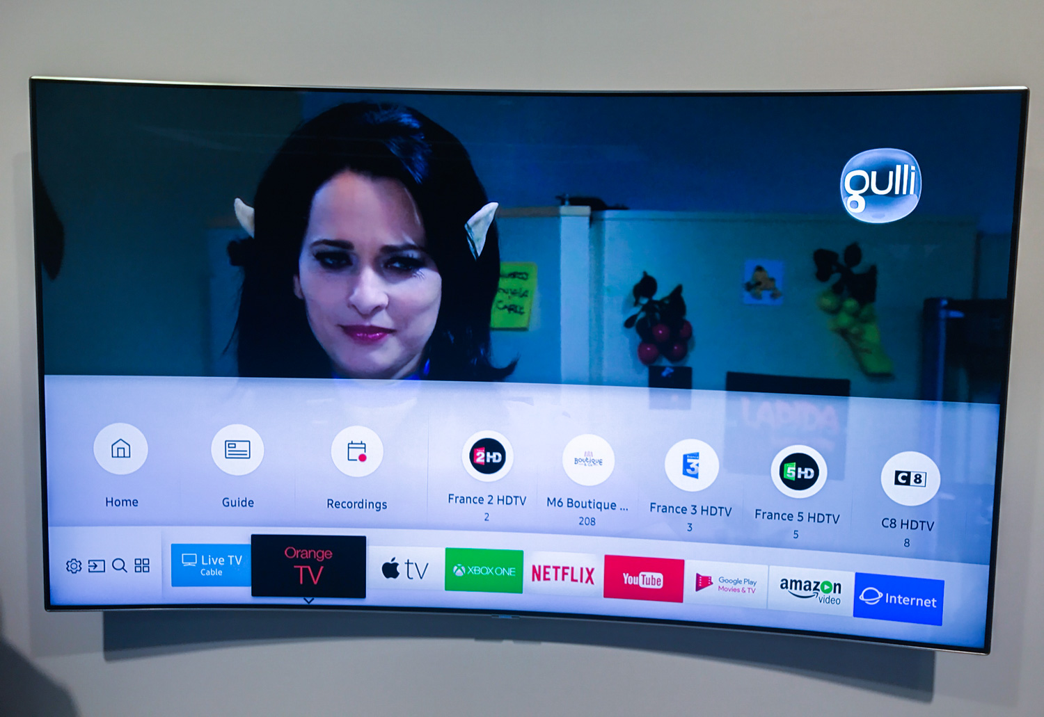 samsung-qled-5 class="wp-image-551159" 