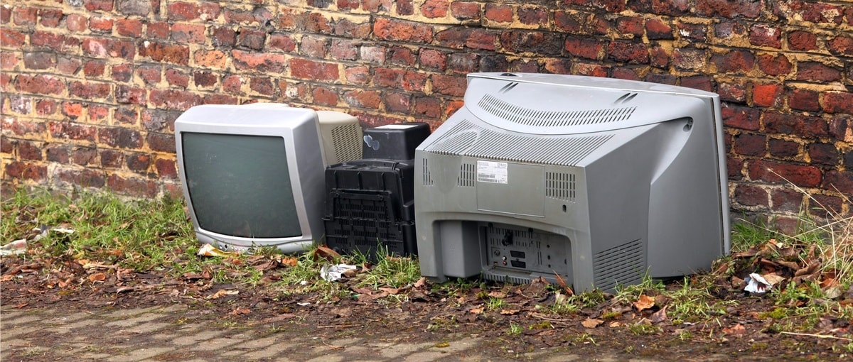 Śmichy chichy na bok - 2017 przejdzie do historii jako rok upadku telewizji