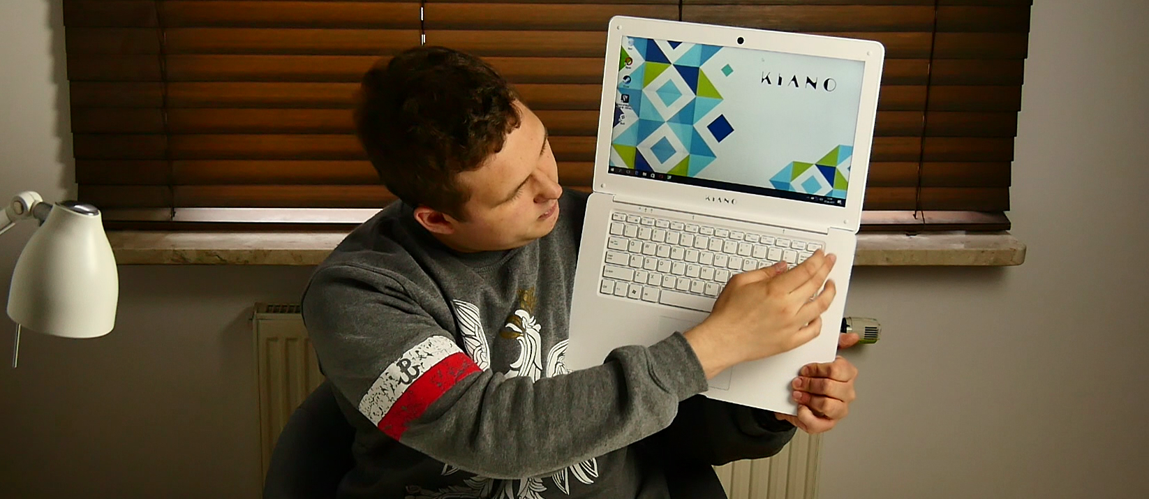 Przetestowaliśmy Kiano SlimNote 14.1 – polski laptop z Biedronki za 599 zł
