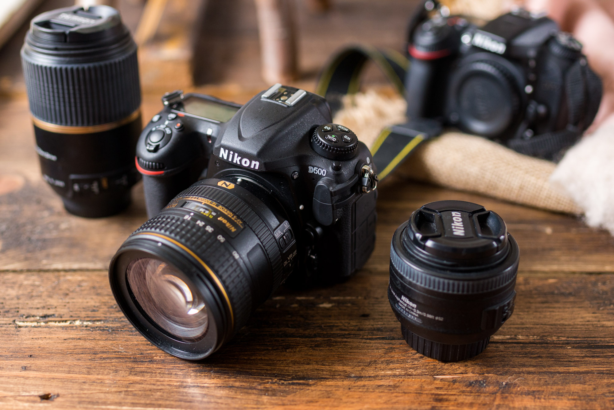 Nikon zamyka fabrykę w Chinach. To wina... smartfonów