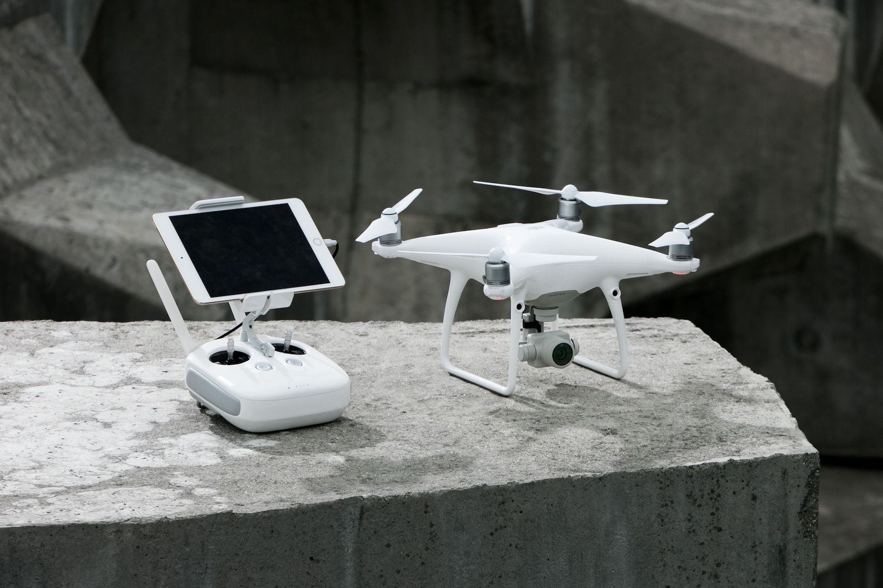dji phantom 4 advanced