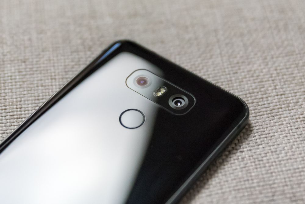 lg g6 class="wp-image-555800" 