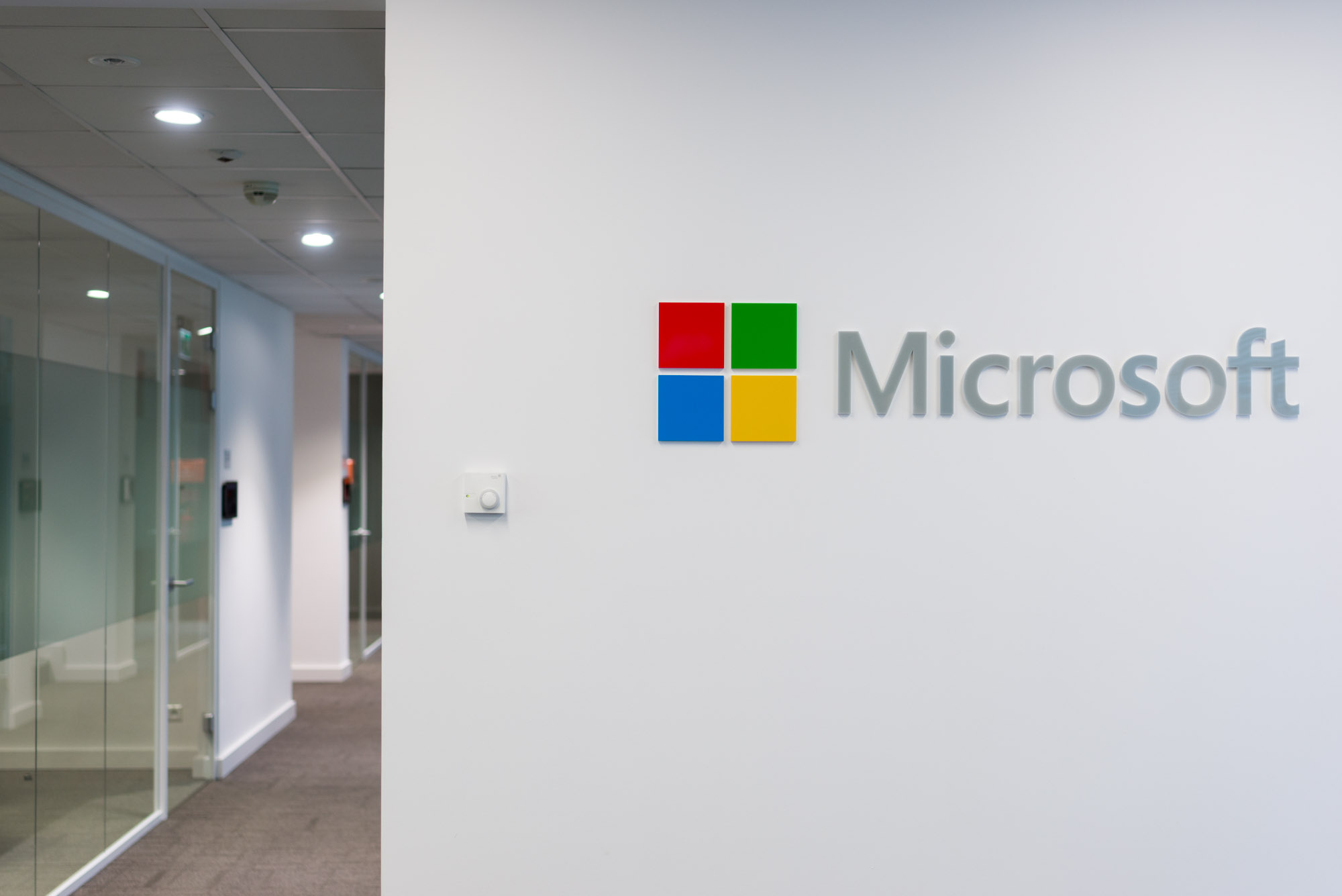 Microsoft coraz szybciej ucieka do chmury. Dni Windows są policzone