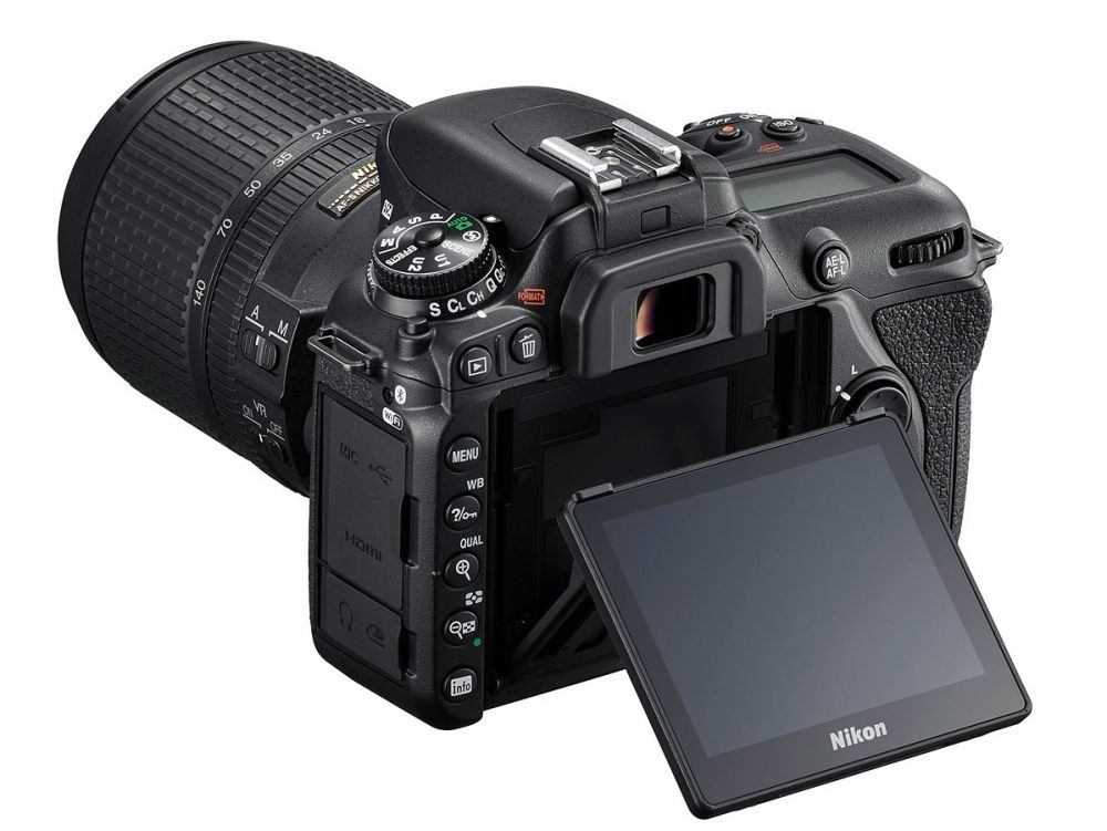 Nikon D7500 class="wp-image-557346" 