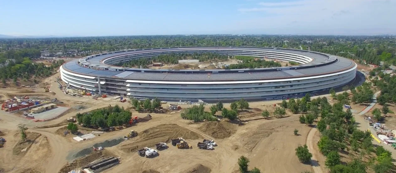 apple park z drona wideo 4k matthew roberts