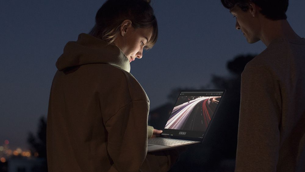 surface laptop class="wp-image-561914" 