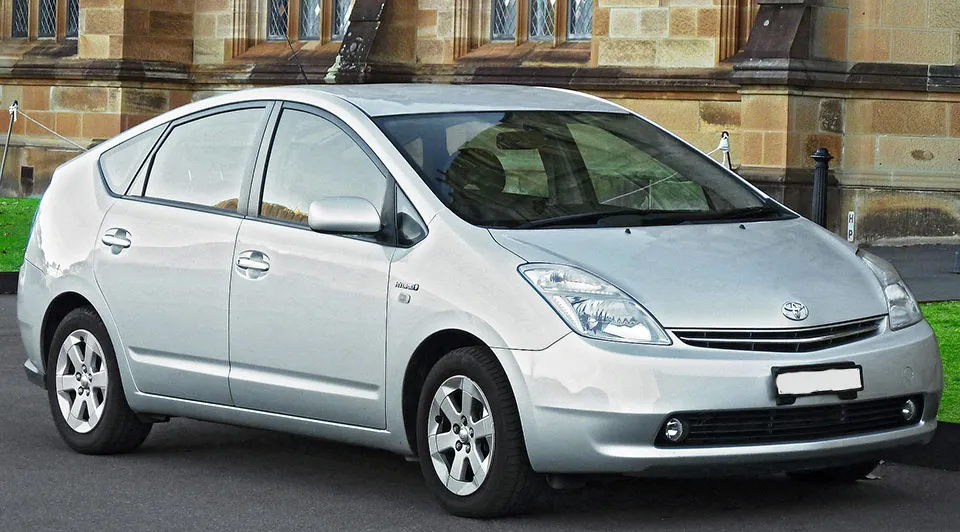 toyota hybrydy 