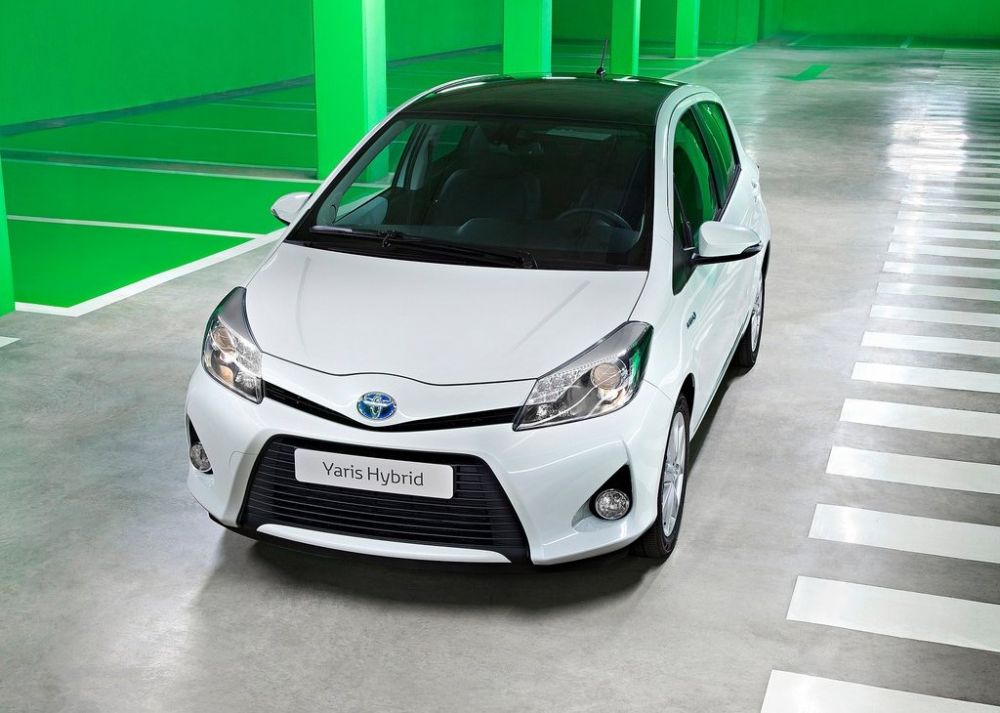 toyota hybrydy 