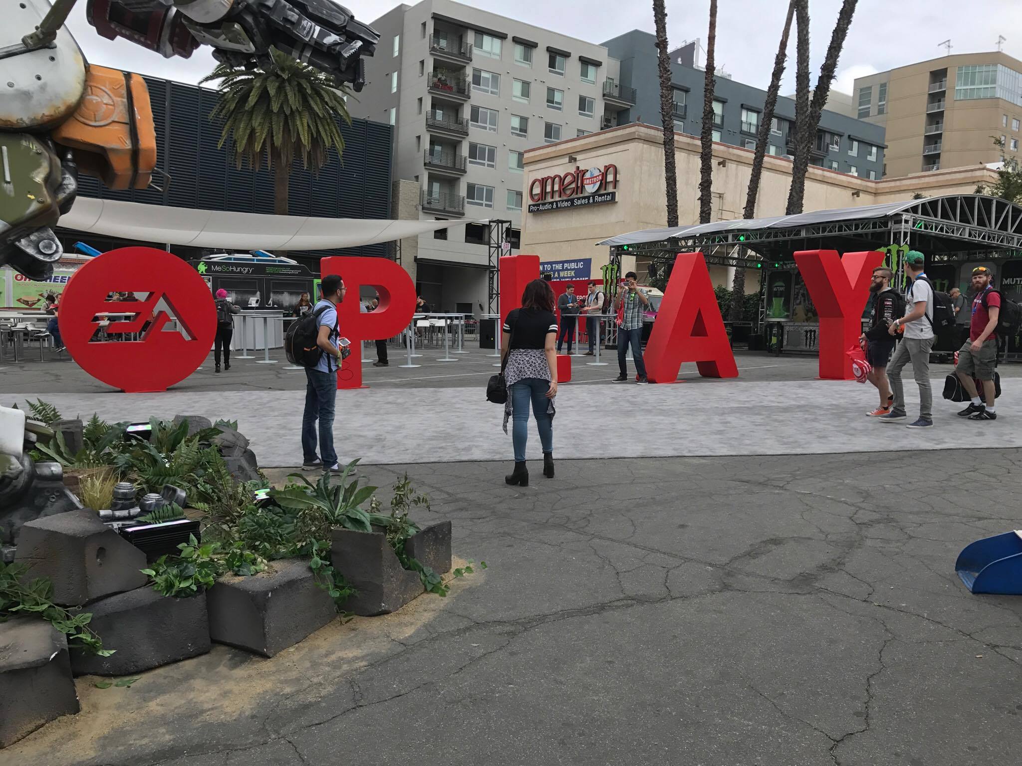 EA Play w Los Angeles "otwiera" E3: Battlefront II, FIFA 18 i nie tylko