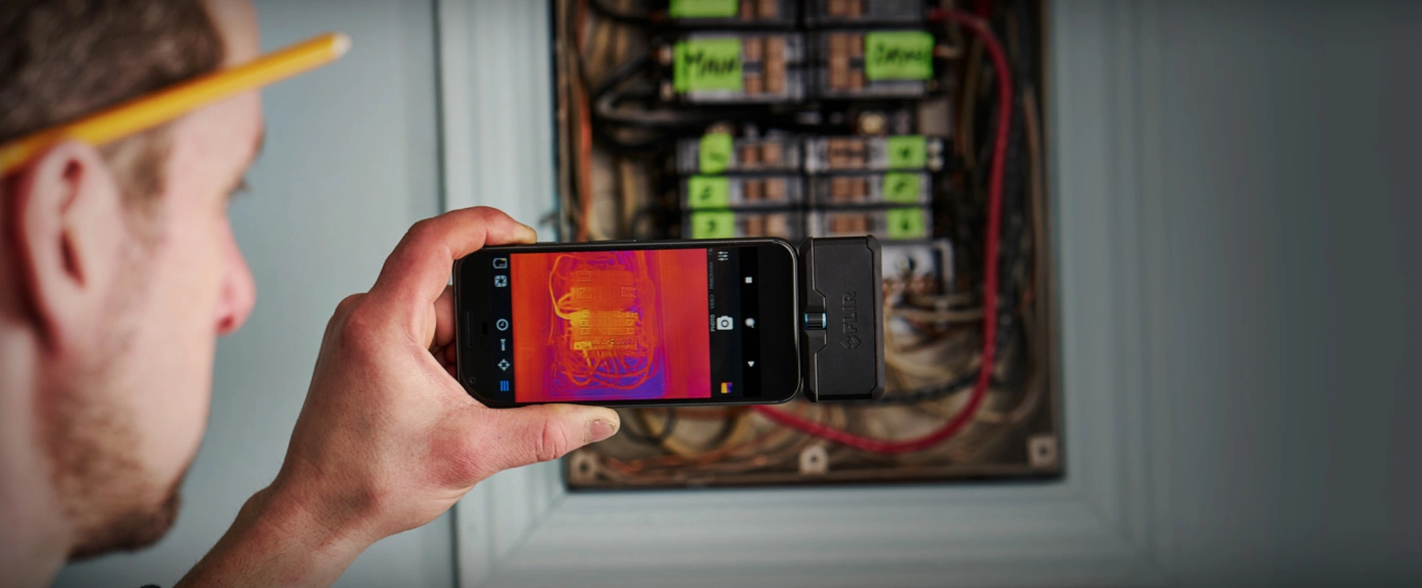 flir one kamera termowizyjna do smartfona