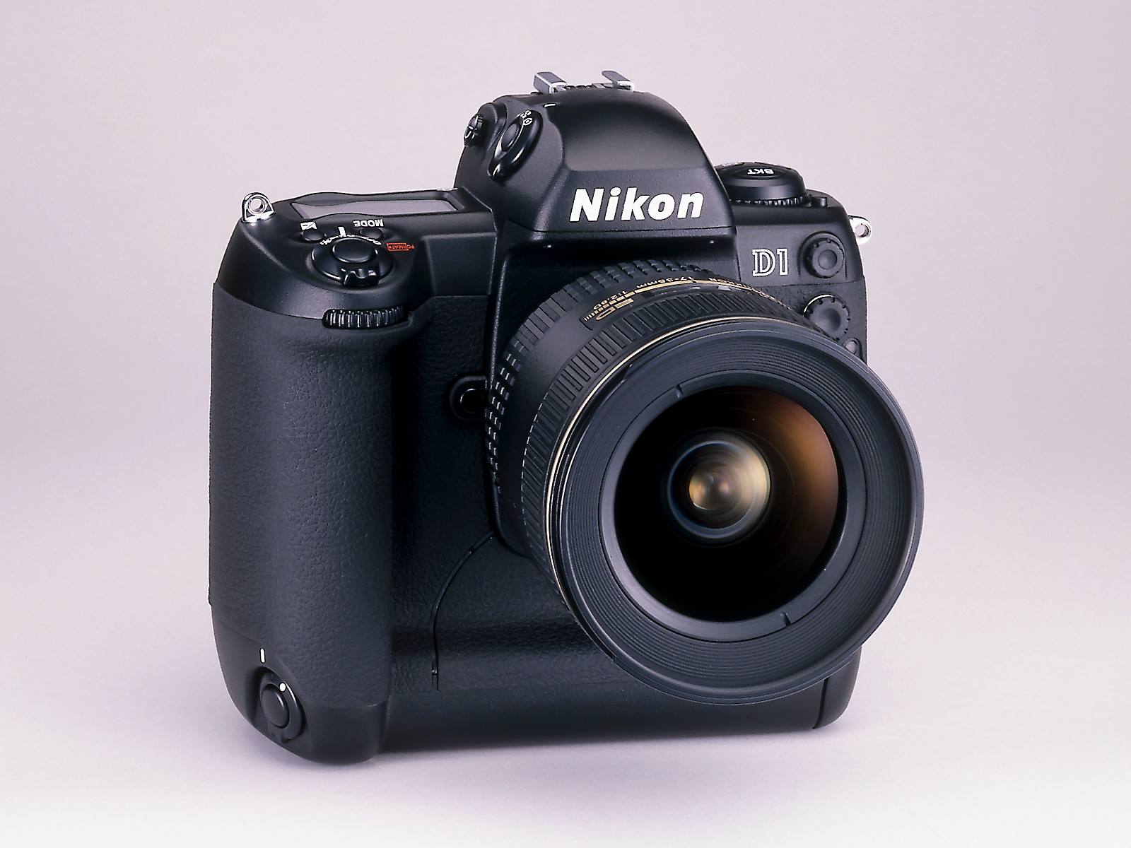nikon d1