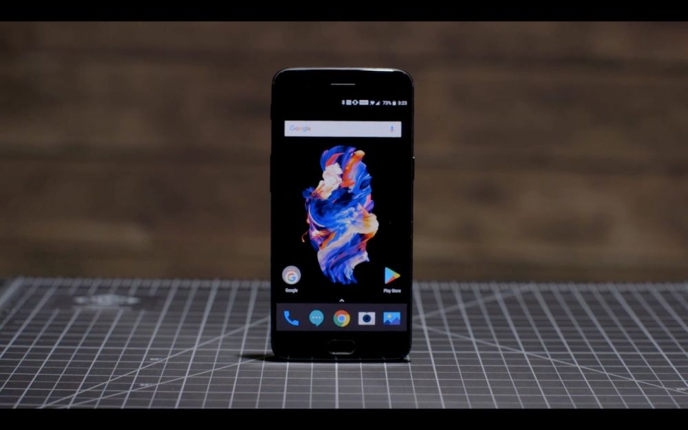OnePlus 5 podwójny aparat class="wp-image-572335" 