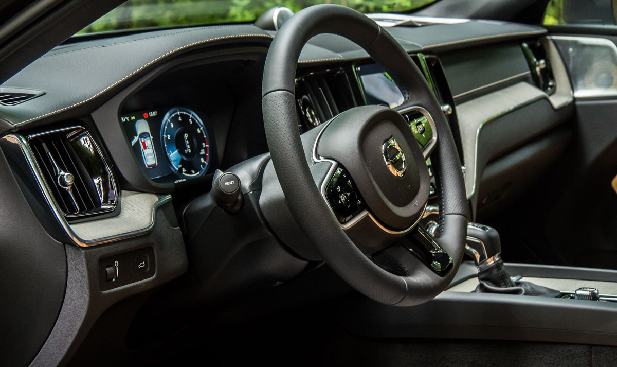 volvo xc60 2017 class="wp-image-575084" 
