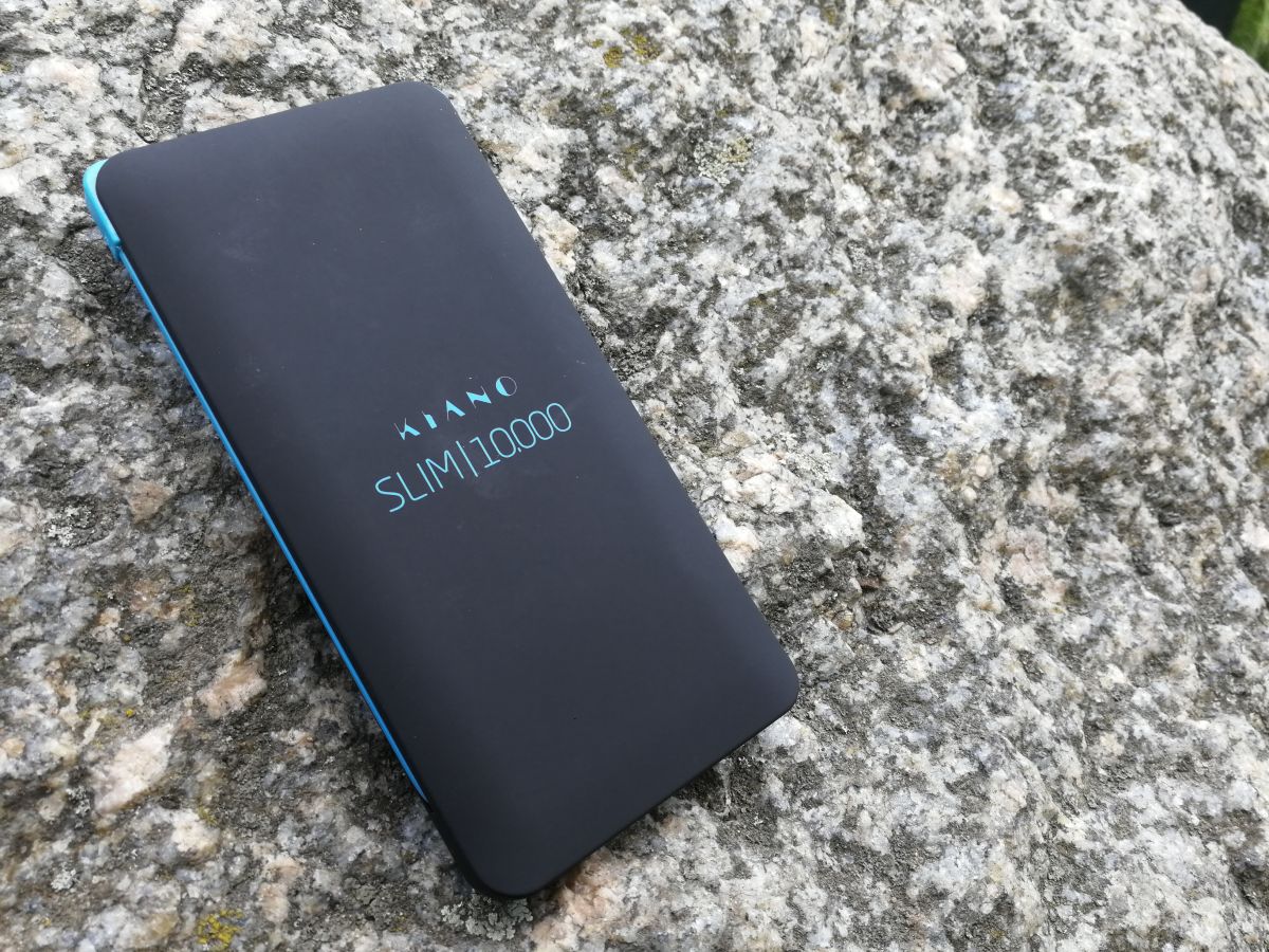 Kiano Slim 10000 to świetny i tani powerbank z Biedronki