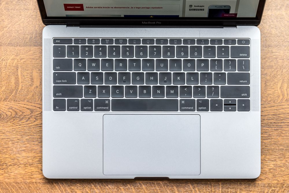 MacBook Pro 2017 13 Apple class="wp-image-575777" 