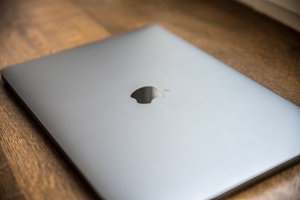 MacBook Pro 2017 13 Apple class="wp-image-575770" 