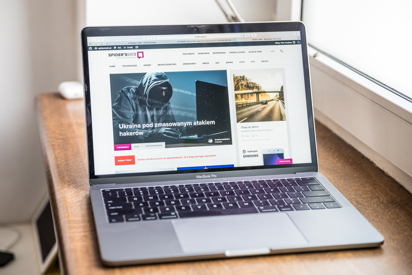 MacBook Pro 2017 13 Apple class="wp-image-575775" 