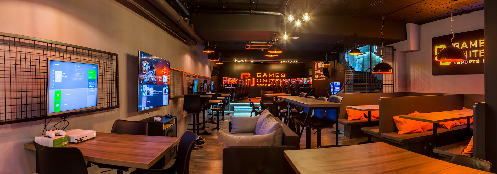 Oglądamy Games United - pierwszy e-sportowy pub w Białymstoku