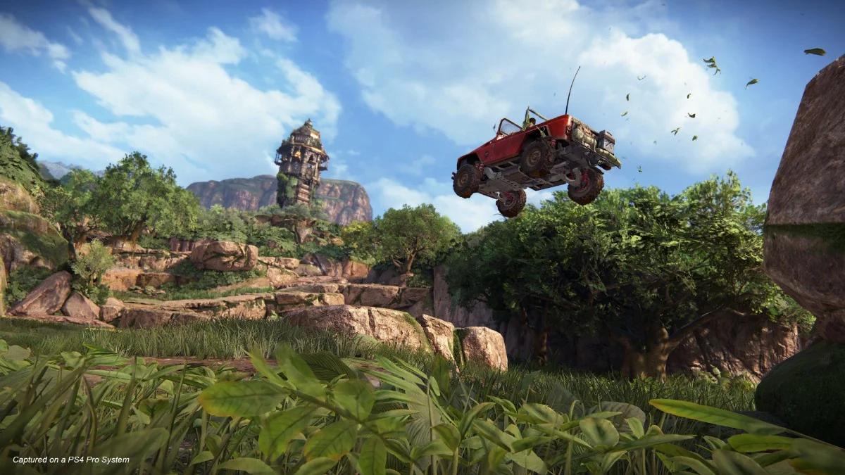 Uncharted: Zaginione Dziedzictwo to bardzo filmowa gra. I to jest komplement.