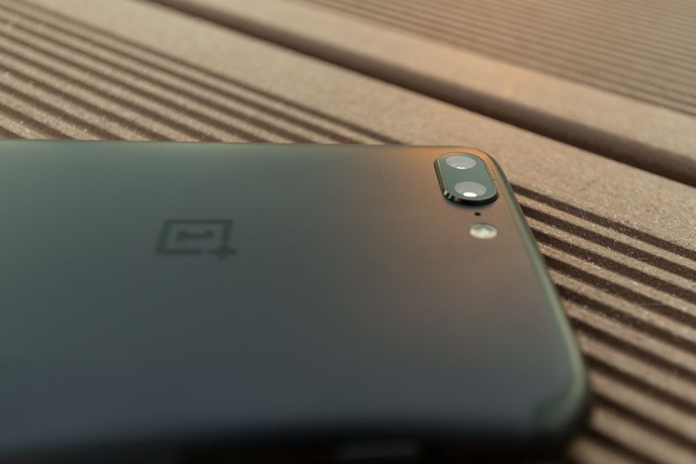 OnePlus 5 recenzja class="wp-image-577957" 