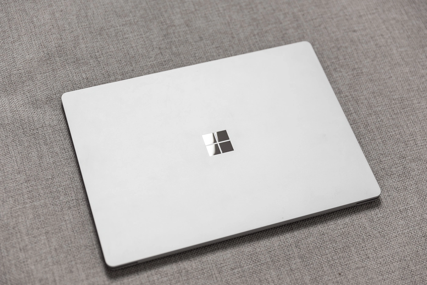 Surface Laptop to świetny pecet. Ale są lepsze - recenzja Spider's Web