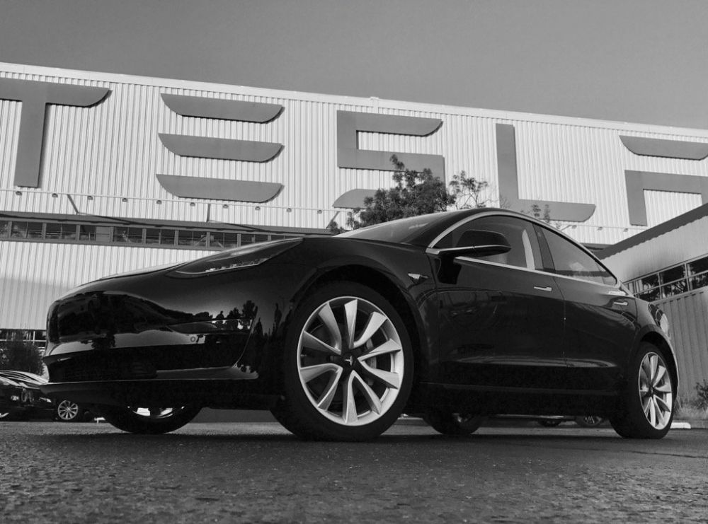 tesla model 3 