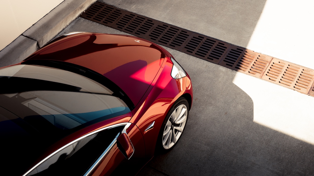 Tesla model 3 class="wp-image-581273" 