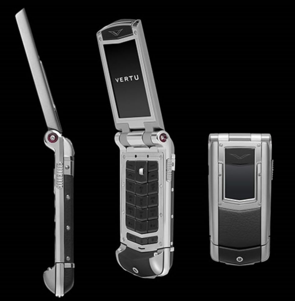 Vertu class="wp-image-577857" 