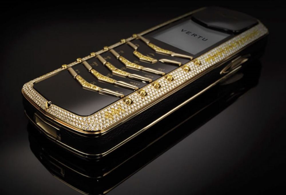Vertu class="wp-image-577855" 