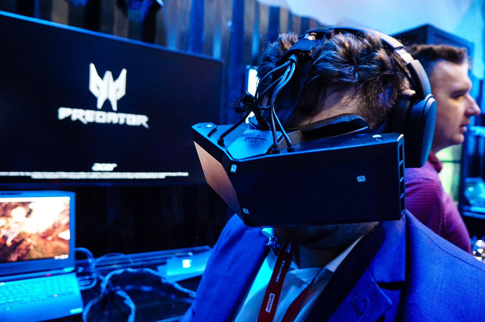 Sprawdziłem StarVR - potężne gogle VR z panoramicznym polem widzenia