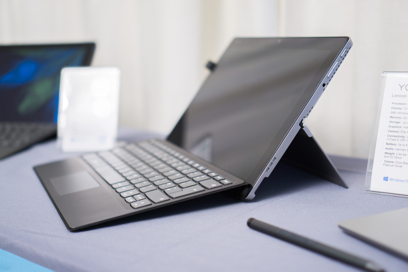 Lenovo MIIX class="wp-image-587980" 