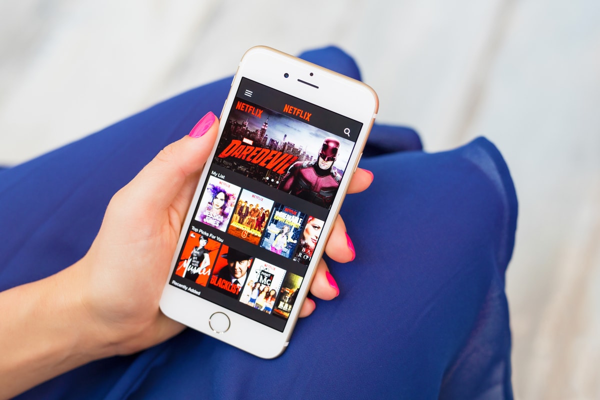 netflix aplikacja iphone android class="wp-image-582303" 