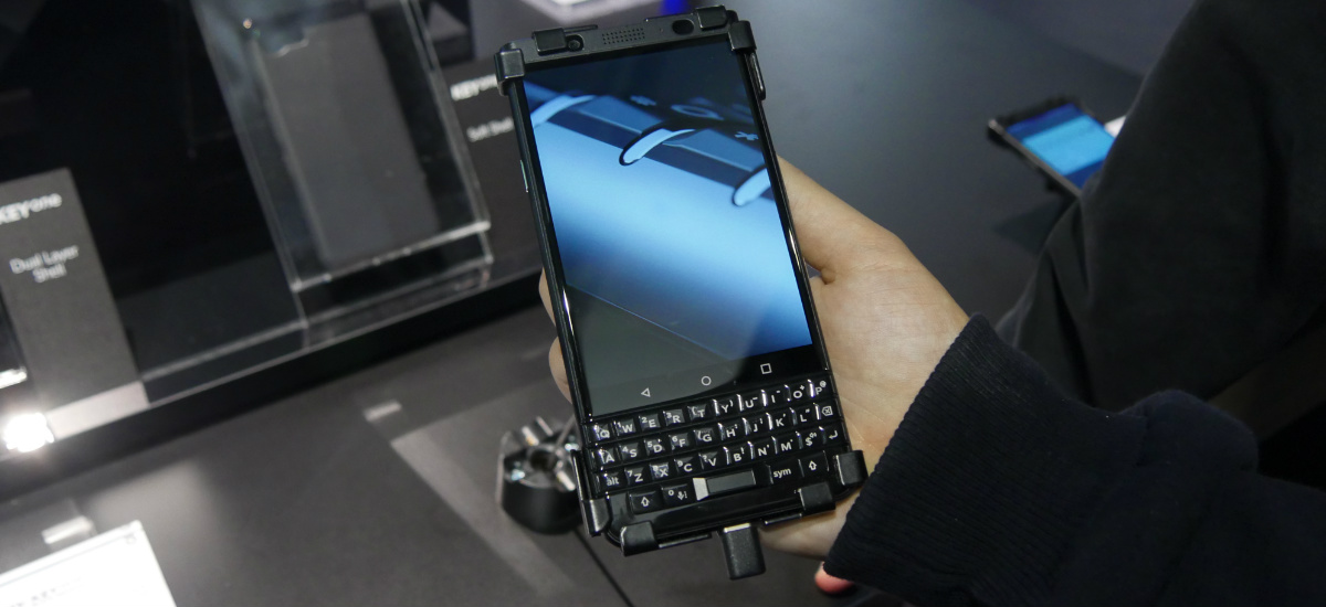 blackberry keyone black edition