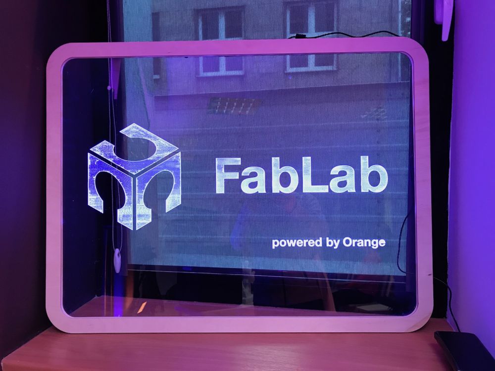fundacja orange fablab warszawa robisz to class="wp-image-591832" 
