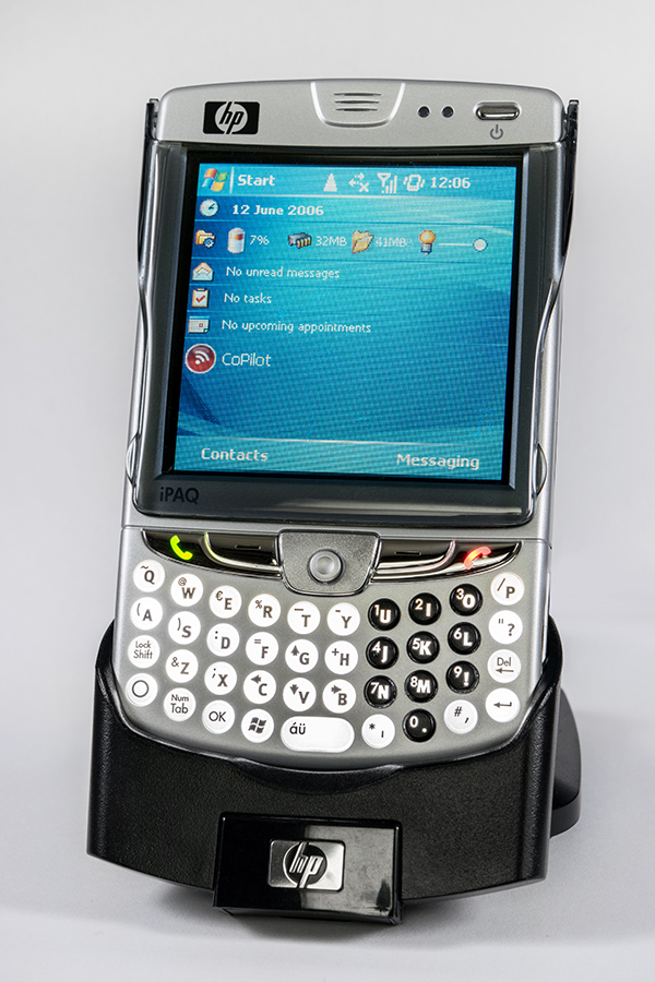 HTC historia HP iPAQ class="wp-image-593827" 
